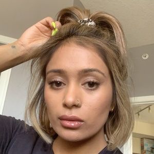 Meet your Posher, Melanie